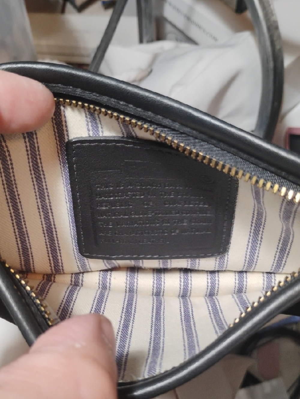Coach leather Chunky Case, style number 7165 - Picture 7 of 11